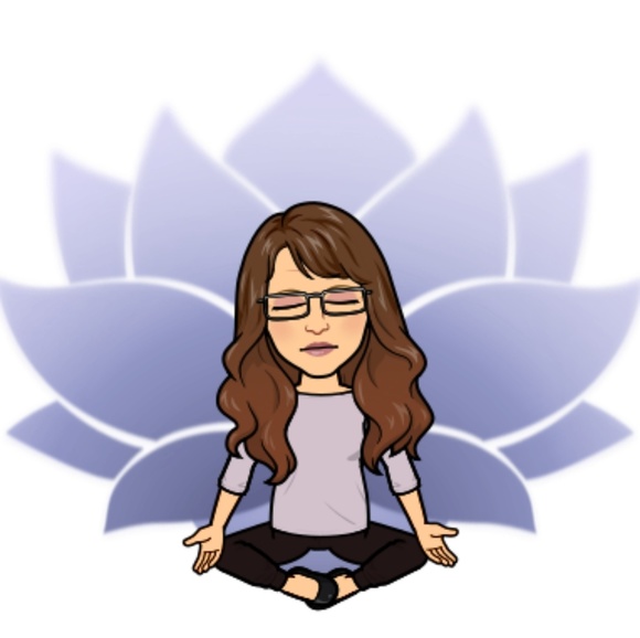 Meet your Posher, Laura - Picture 1 of 1